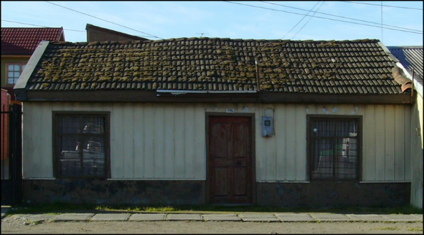 Casa en frente de un edificio

Descripción generada automáticamente con confianza media